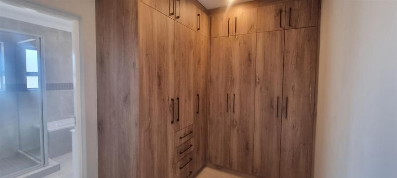 3 Bedroom Property for Sale in Fraaiuitsig Western Cape